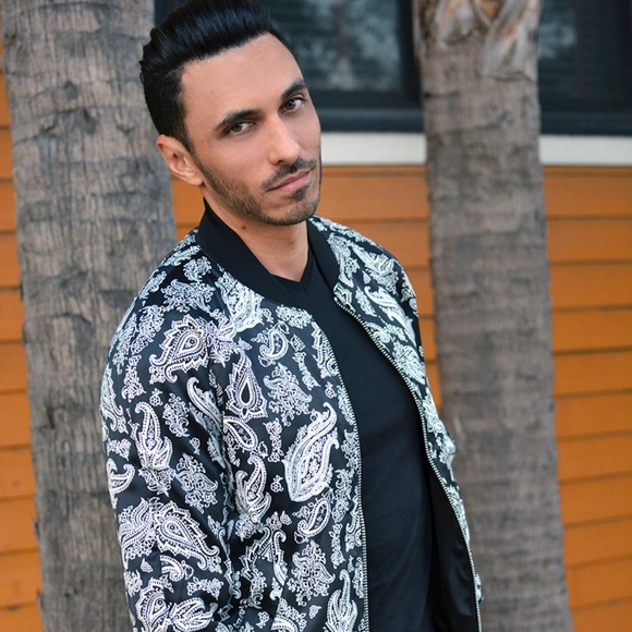 Meet your Posher, Chris - Picture 4 of 4